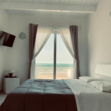 Carfagnini Rooms Termoli Eksteriør billede